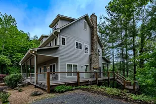 706 Village Pine Dr, Jefferson, NC 28640 - Photo 3
