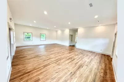 300 N Jefferson Avenue, West Jefferson, NC 28694 - Photo 7