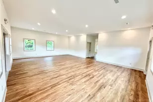 300 N Jefferson Ave, West Jefferson, NC 28694 - Photo 7