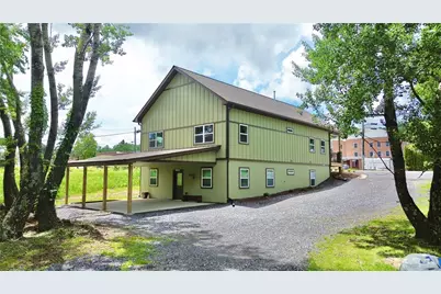300 N Jefferson Avenue, West Jefferson, NC 28694 - Photo 15