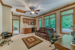 386 Billy Goat Blf, Elk Park, NC 28622 - Photo 25