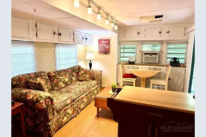 124 Whispering Pine Loop, Newland, NC 28657 - Photo 3