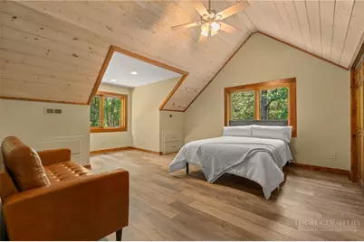 1854 Old Johns River Road, Collettsville, NC 28611 - Photo 25