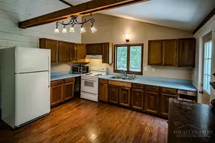 933 Autumn Valley Dr, West Jefferson, NC 28694 - Photo 15