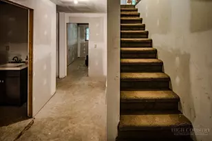 933 Autumn Valley Dr, West Jefferson, NC 28694 - Photo 27