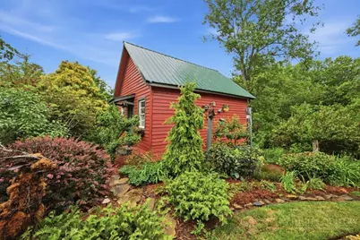 8646 Nc Hwy 183, Newland, NC 28657 - Photo 23