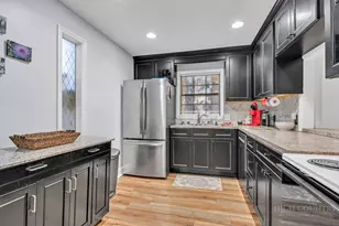 101 Golfview Dr, Beech Mountain, NC 28604 - Photo 13
