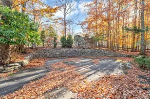 101 Golfview Dr, Beech Mountain, NC 28604 - Photo 39