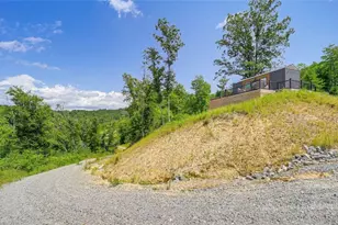 4635 Banbury Trl, Lenoir, NC 28645 - Photo 7