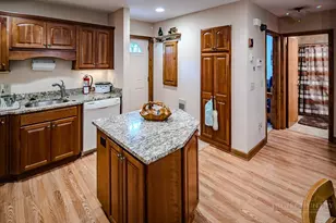 378 Skyleaf Dr, Sugar Mountain, NC 28604 - Photo 11