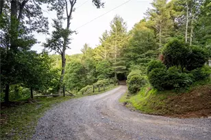 158 Alpine Village Dr, Blowing Rock, NC 28605 - Photo 15