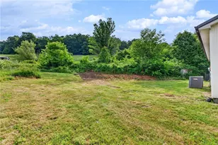 1925 Nettle Knob Rd, West Jefferson, NC 28694 - Photo 31