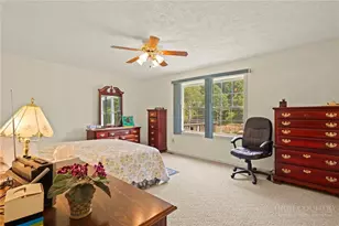 31 Barlow Rd, Elk Park, NC 28622 - Photo 15