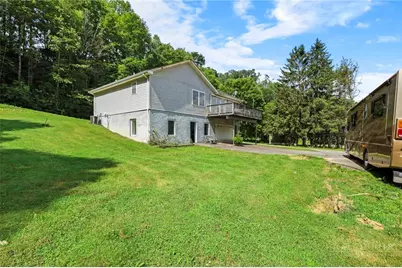 31 Barlow Road, Elk Park, NC 28622 - Photo 3