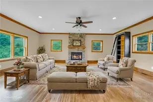 338 Woodbriar Dr, Sugar Grove, NC 28679 - Photo 3