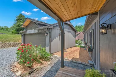338 Woodbriar Drive, Sugar Grove, NC 28679 - Photo 7