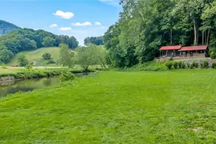 380 W Deep Ford Rd, Lansing, NC 28643 - Photo 33