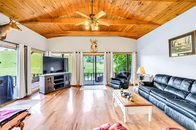 380 W Deep Ford Road, Lansing, NC 28643 - Photo 13