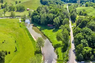 380 W Deep Ford Rd, Lansing, NC 28643 - Photo 5
