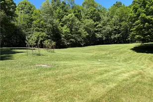 182 Braswell Rd, Newland, NC 28657 - Photo 7