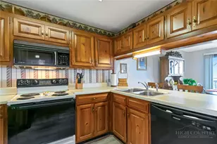 170 Crestview Ln, Sugar Mountain, NC 28604 - Photo 15