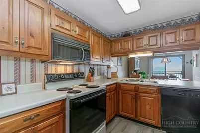 170 Crest View Lane #200-F, Sugar Mountain, NC 28604 - Photo 17