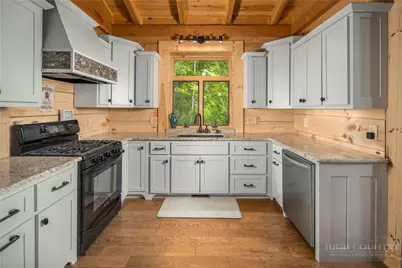 134 Hews Circle, Blowing Rock, NC 28605 - Photo 5