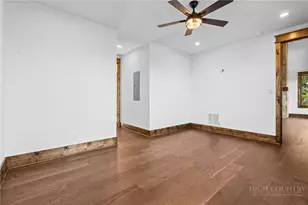 8 Long Crested Dr, Banner Elk, NC 28604 - Photo 23