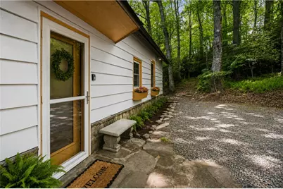 421 Sourwood Lane, Blowing Rock, NC 28605 - Photo 3