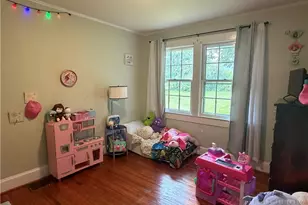 202 Academy St, Jefferson, NC 28640 - Photo 17