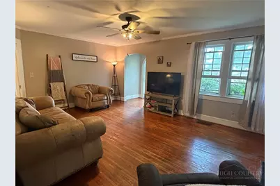 202 Academy Street, Jefferson, NC 28640 - Photo 7