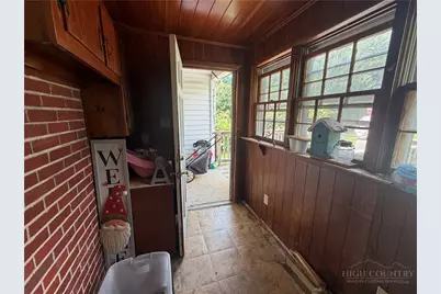202 Academy Street, Jefferson, NC 28640 - Photo 31