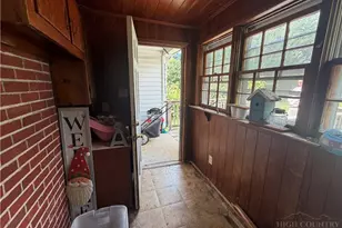 202 Academy St, Jefferson, NC 28640 - Photo 31