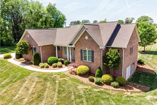 379 Horseshoe Bend Rd, Hudson, NC 28638 - Photo 3