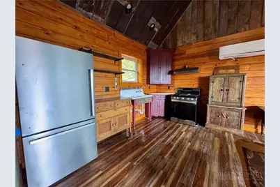 402 Turkey Knob Lane, Elk Park, NC 28622 - Photo 13