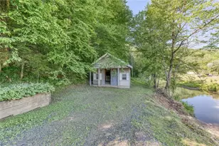 473 Cow Camp Rd, Newland, NC 28657 - Photo 37