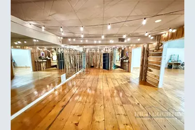 113 N Jefferson Avenue, West Jefferson, NC 28694 - Photo 21