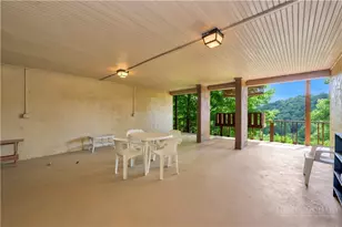 333 E Hidden Mountain Ln, Crumpler, NC 28617 - Photo 37