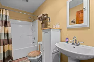 139 Twin Bridges Cir, Fleetwood, NC 28626 - Photo 27