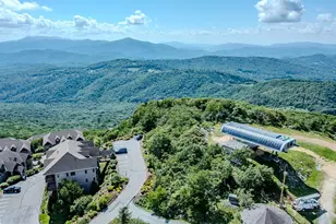 299 Trails End Extension, Sugar Mountain, NC 28604 - Photo 39