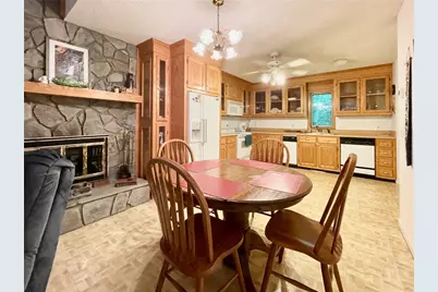 3065 Elk Park Highway, Newland, NC 28657 - Photo 15