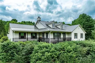 353 Woodbriar Dr, Sugar Grove, NC 28679 - Photo 3