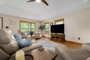 353 Woodbriar Dr, Sugar Grove, NC 28679 - Photo 7