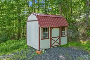 324 Hidden Spring Rd, West Jefferson, NC 28694 - Photo 39