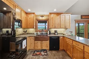 1400 Rustic Rd, West Jefferson, NC 28694 - Photo 15