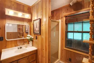 9440 Blackberry Rd, Lenoir, NC 28645 - Photo 15