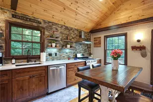 9440 Blackberry Rd, Lenoir, NC 28645 - Photo 9