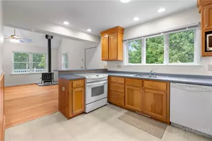 239 Honeysuckle Ln, Lansing, NC 28643 - Photo 13