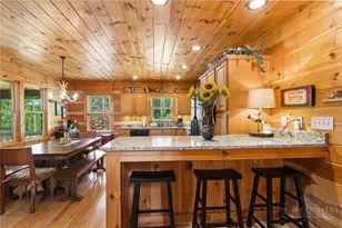 211 Wades Ln, Vilas, NC 28692 - Photo 17