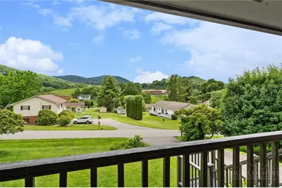 139 Parker Drive, West Jefferson, NC 28694 - Photo 3